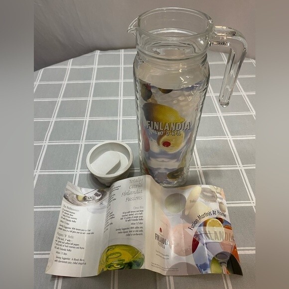 Finlandia Vodka 1999 Clear Texture Glass Pitcher Carafe Lid Mixology Recipes Jug - Picture 6 of 9